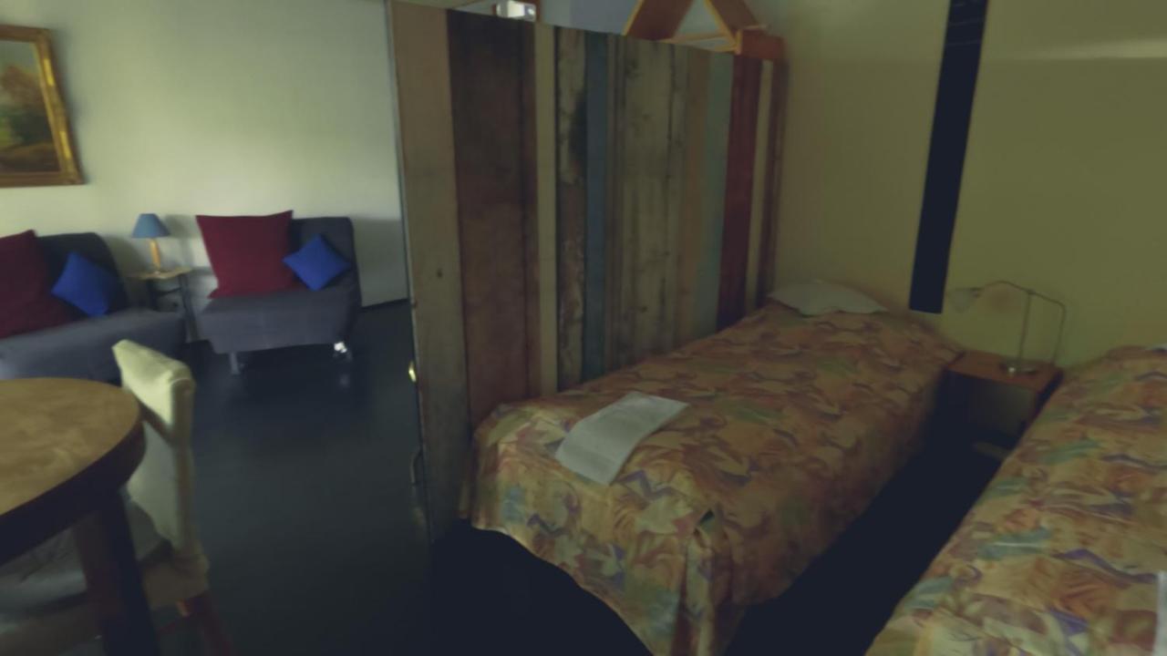 וורמס Ferienwohnung Holl מראה חיצוני תמונה