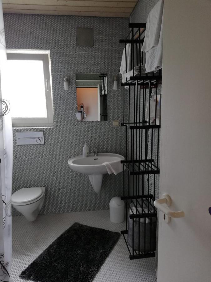 וורמס Ferienwohnung Holl מראה חיצוני תמונה