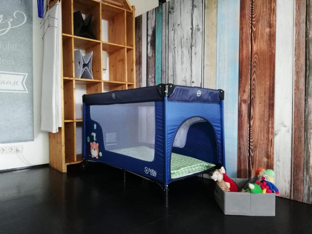 וורמס Ferienwohnung Holl מראה חיצוני תמונה